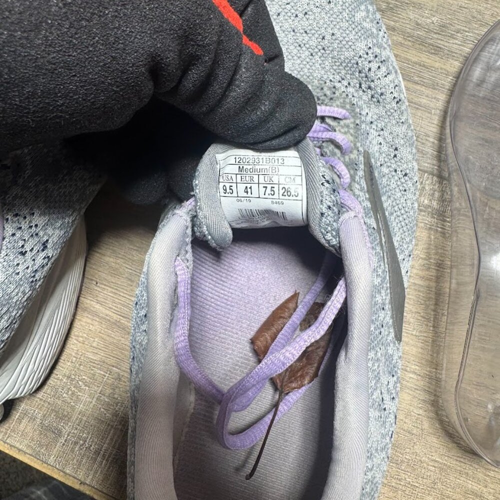 Brooks Anthem 2 Grey/Lavendar Athletic Shoe Women's Size 9.5 - Picture 5 of 7